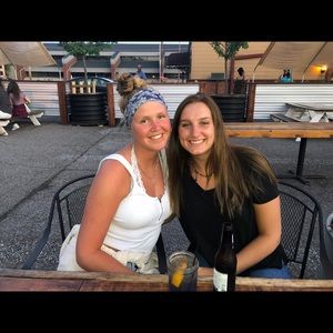 Meet your Posher, Nicole